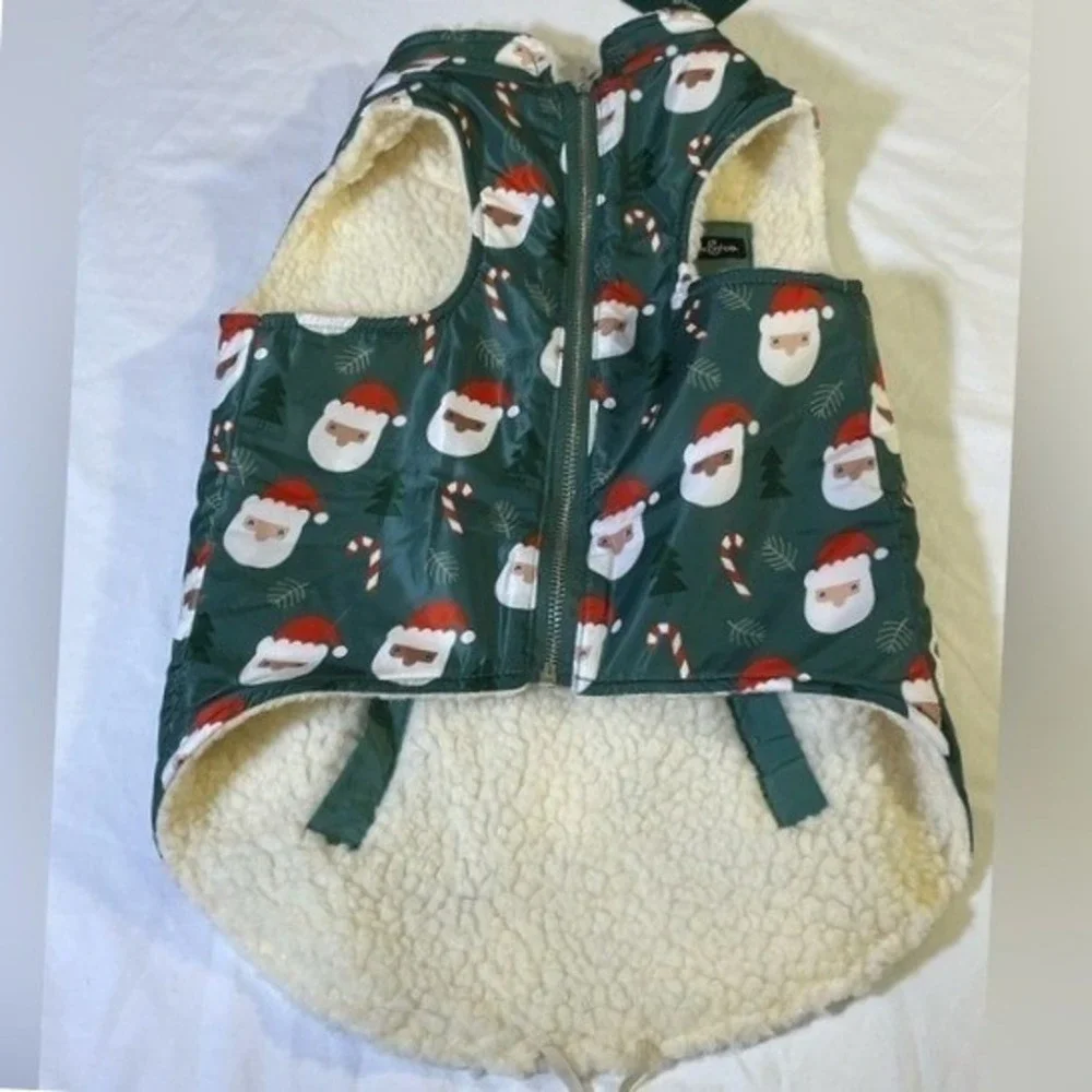 NWT Reversible Dog Jacket Large Green with Santa‎ Print Love & Joy